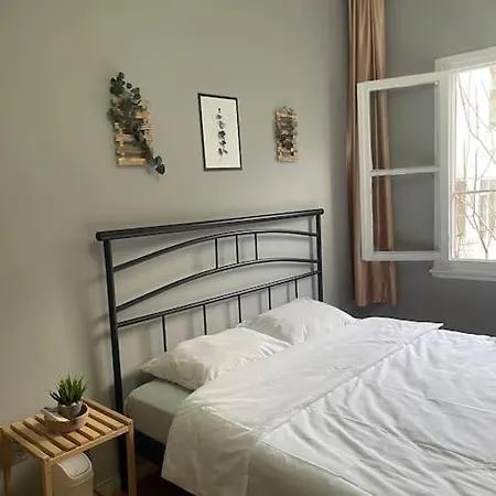 아파트 Cozy, Stylish, And Spacious In Central *
