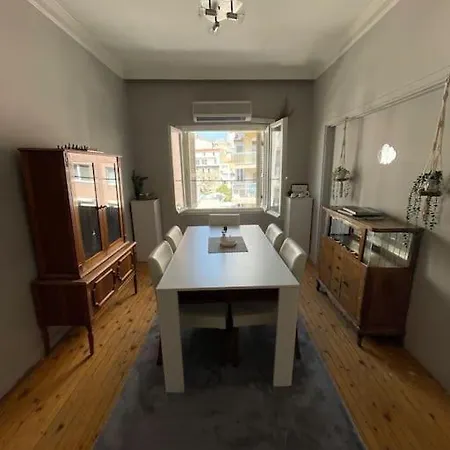 Cozy, Stylish, And Spacious In Central *