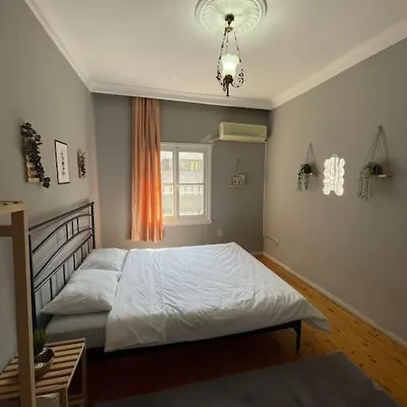 Cozy, Stylish, And Spacious In Central * İzmir