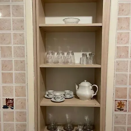 Daire Cozy, Stylish, And Spacious In Central *