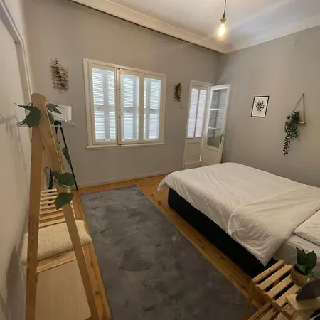 아파트 Cozy, Stylish, And Spacious In Central