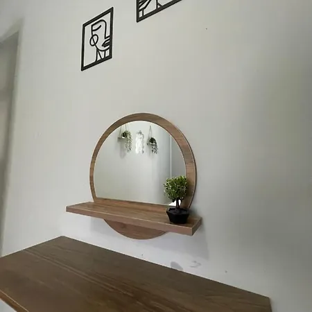 아파트 Cozy, Stylish, And Spacious In Central