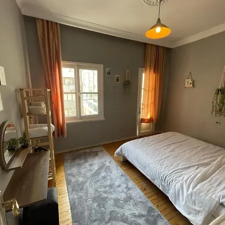 Cozy, Stylish, And Spacious In Central * 이즈미르