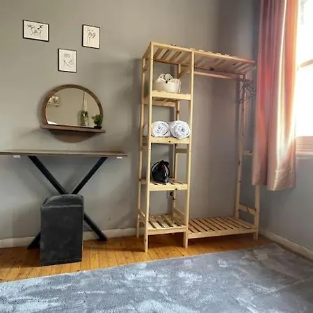 Cozy, Stylish, And Spacious In Central איזמיר