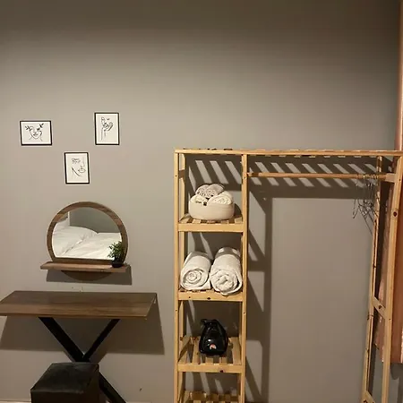 דירה Cozy, Stylish, And Spacious In Central *